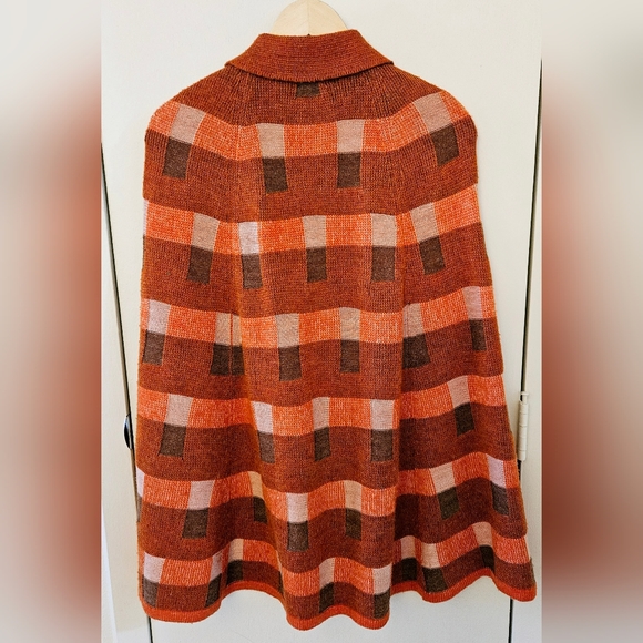 Vintage Californian Women's Knitwear Shawl - Picture 3 of 11